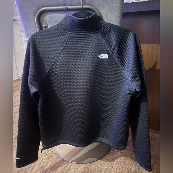 North Face ¼ Zip DOTKNIT™ Thermal Pullover - Picture 3 of 6